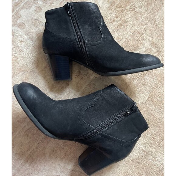VIONIC Womens 7 Booties Windom Suede Orthaheel Ankle Boots Black - Picture 1 of 8